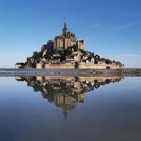 La Kikifil, Bord De Dom wakacyjny Saint-Germain-sur-Ay